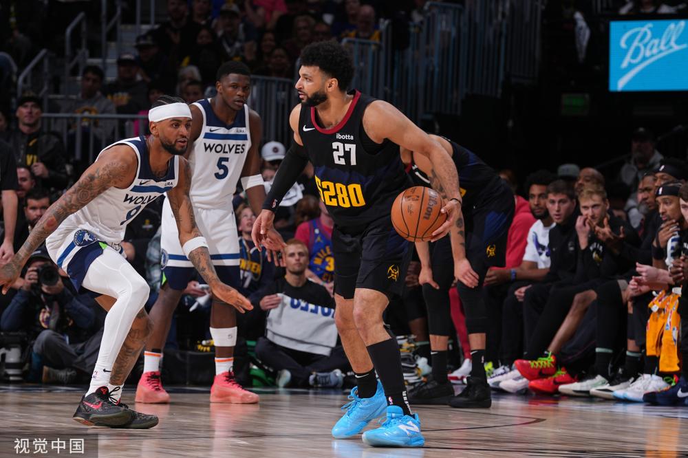 上进行精心 上进行精心