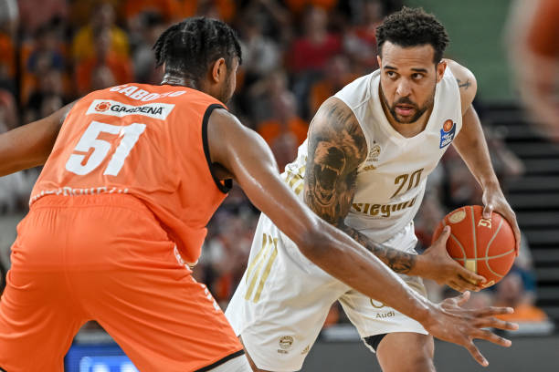 满了戏剧性 满了戏剧性